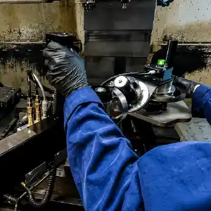 Neoditech SCARA industrial manipulator arm in metallurgy and machining